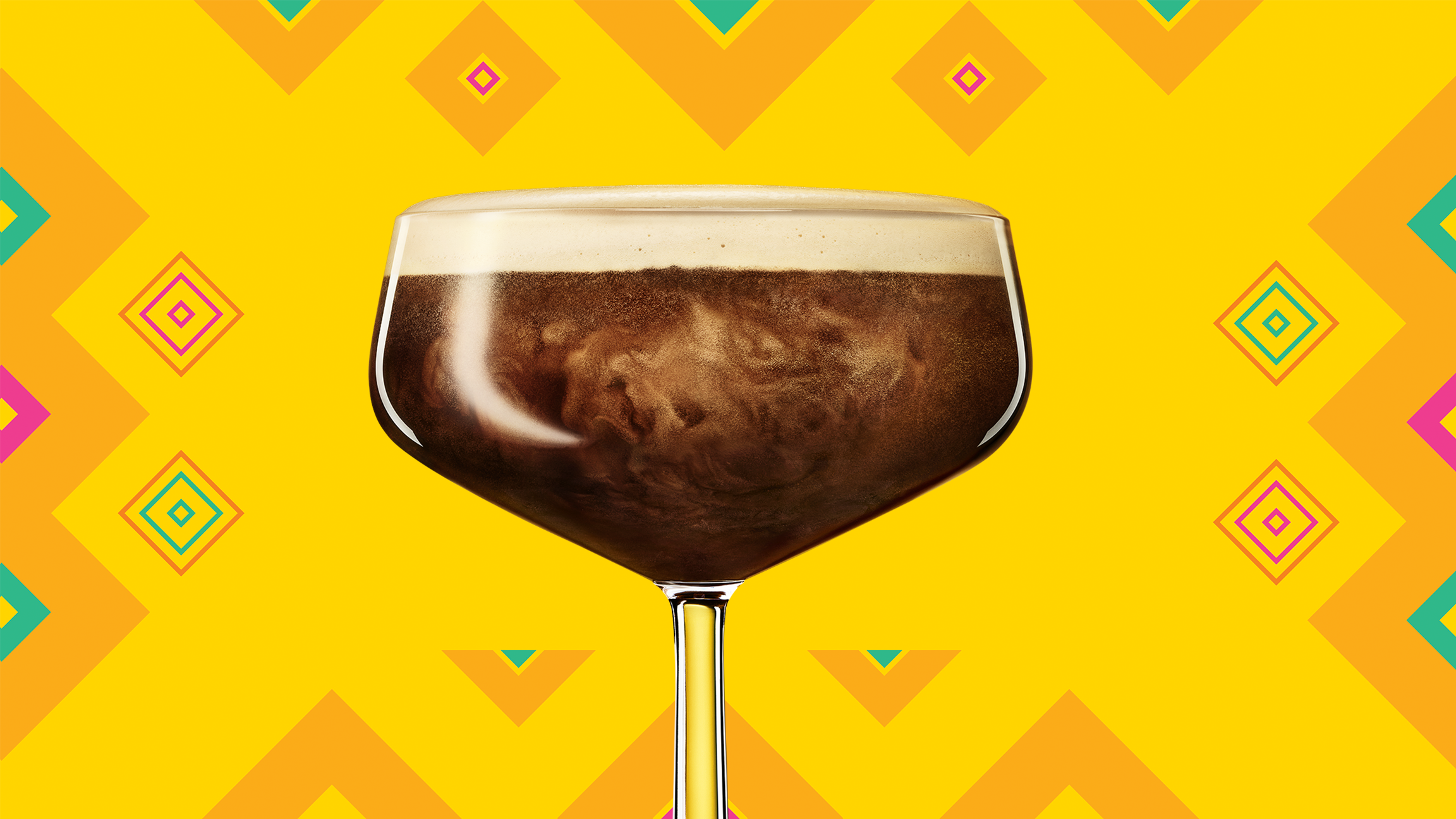Espresso Martini drink med Kahlúa kaffelikör i martiniglas